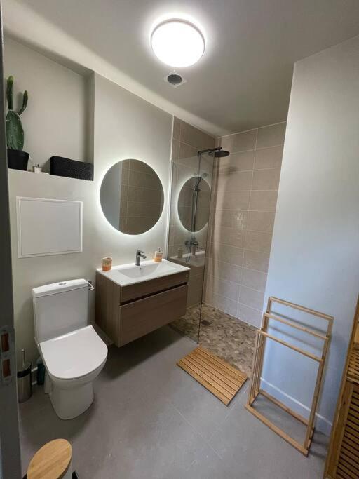 Oligaia Orient Bay Apartment Quarter of Orleans Exterior photo
